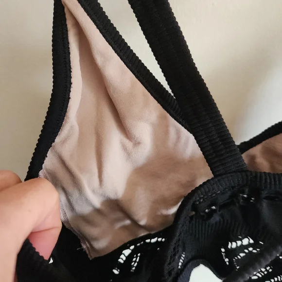 Free People Movement Black Lace Cutout Bralette Bra Intimates Medium Large - Picture 10 of 10
